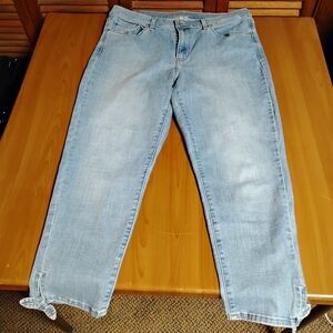 LEVI STRAUSS & CO. Light Blue Women's Straight Leg Jeans Size 14